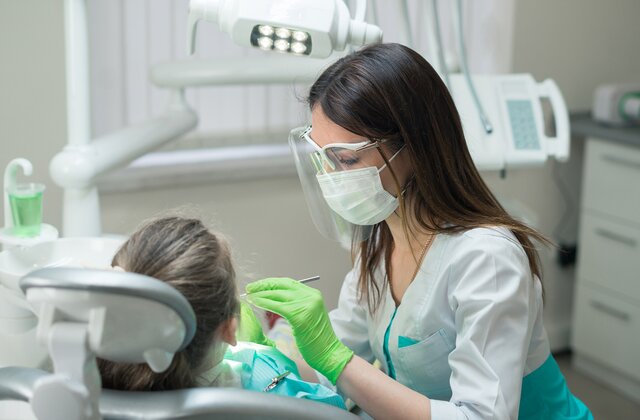 Dental-Hygienist-Salary-Trends-Compensation